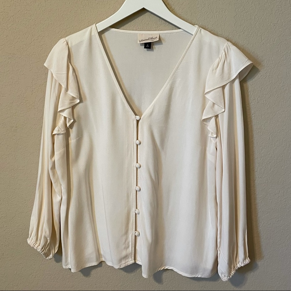 Universal Thread Cream Ruffle Detail Button Front - Picture 3 of 6